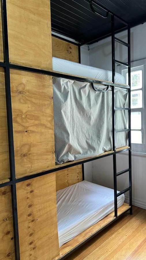 Hostel Hug Brasil Curitiba Ngoại thất bức ảnh