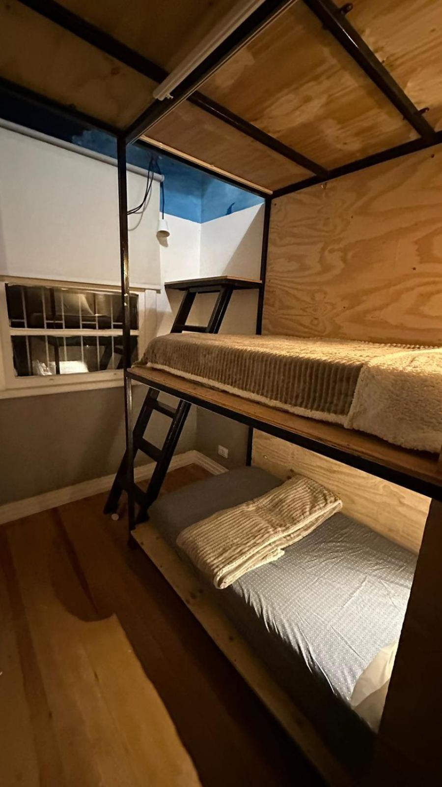 Hostel Hug Brasil Curitiba Ngoại thất bức ảnh