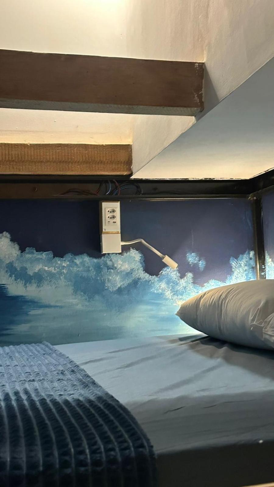 Hostel Hug Brasil Curitiba Ngoại thất bức ảnh