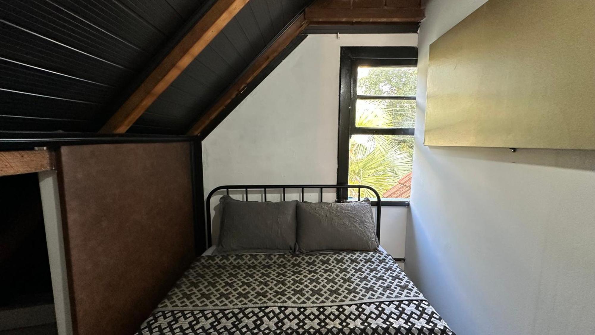 Hostel Hug Brasil Curitiba Ngoại thất bức ảnh