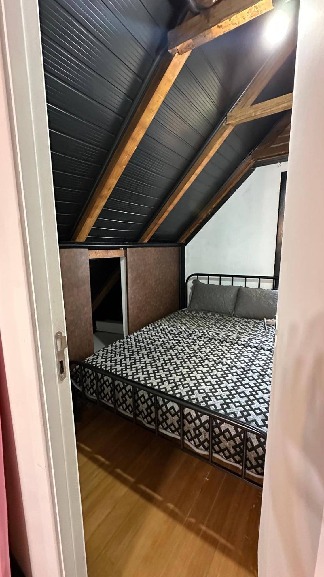 Hostel Hug Brasil Curitiba Ngoại thất bức ảnh
