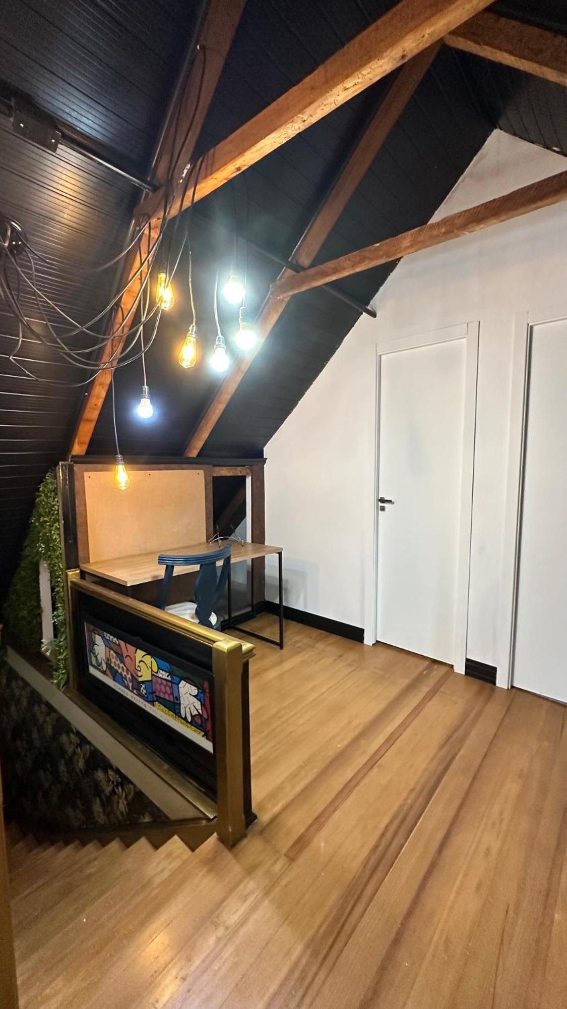 Hostel Hug Brasil Curitiba Ngoại thất bức ảnh
